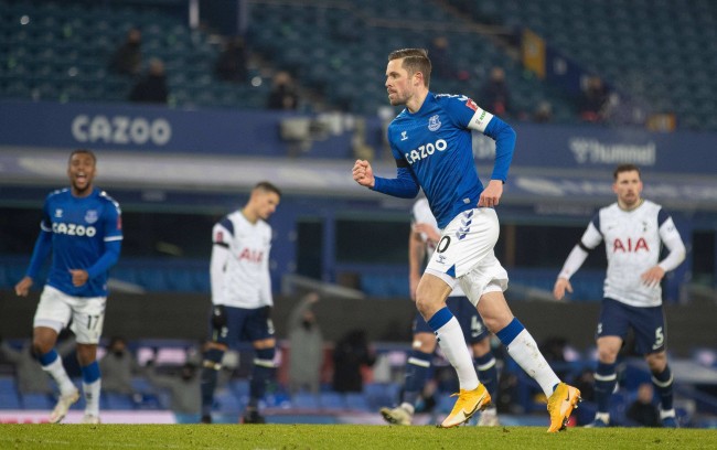 赛中保持冷 赛中保持冷